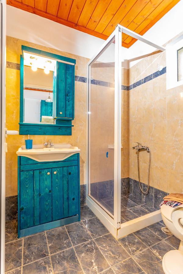 Limniónas The Life Suites מראה חיצוני תמונה