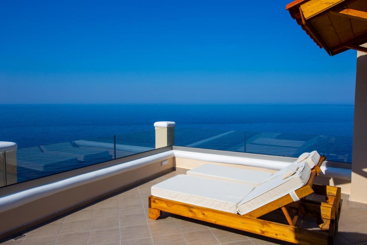 Limniónas The Life Suites מראה חיצוני תמונה