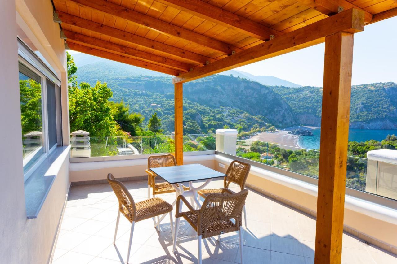 Limniónas The Life Suites מראה חיצוני תמונה